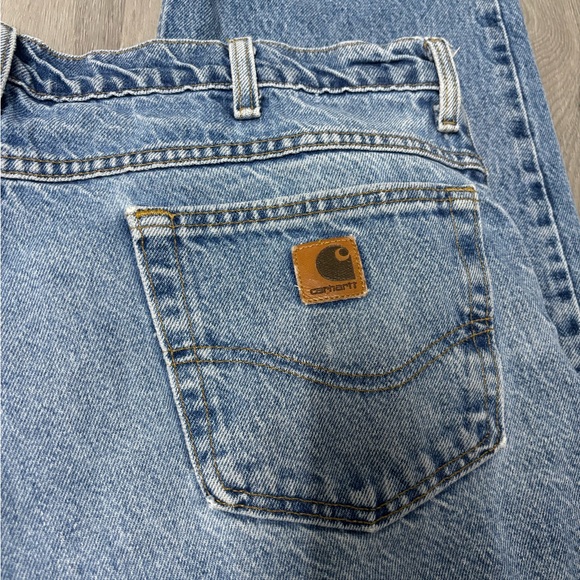 Carhartt Classic Distressed Blue Denim Jeans Men’s Size 42x34 - Picture 2 of 10
